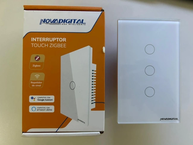 Caixa real do NovaDigital ZigBee 3 Botões Touch. Falando sobre o melhor interruptor inteligente.